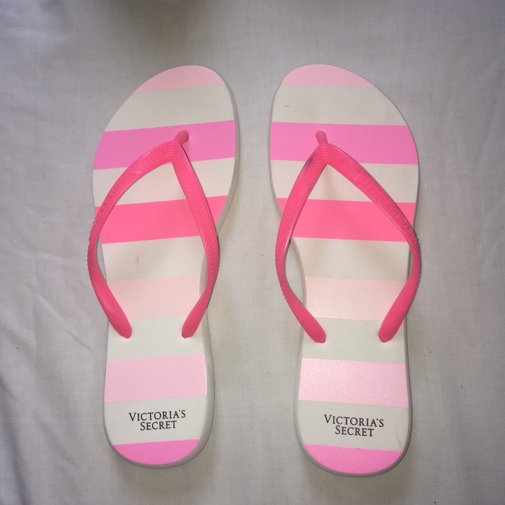 ⬇️BUY ONE GET ONE FREE!! Flip Flops